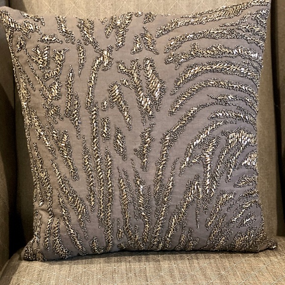 donna karan throw pillows